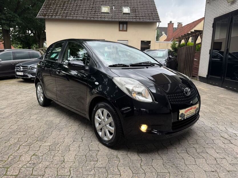 Yaris
