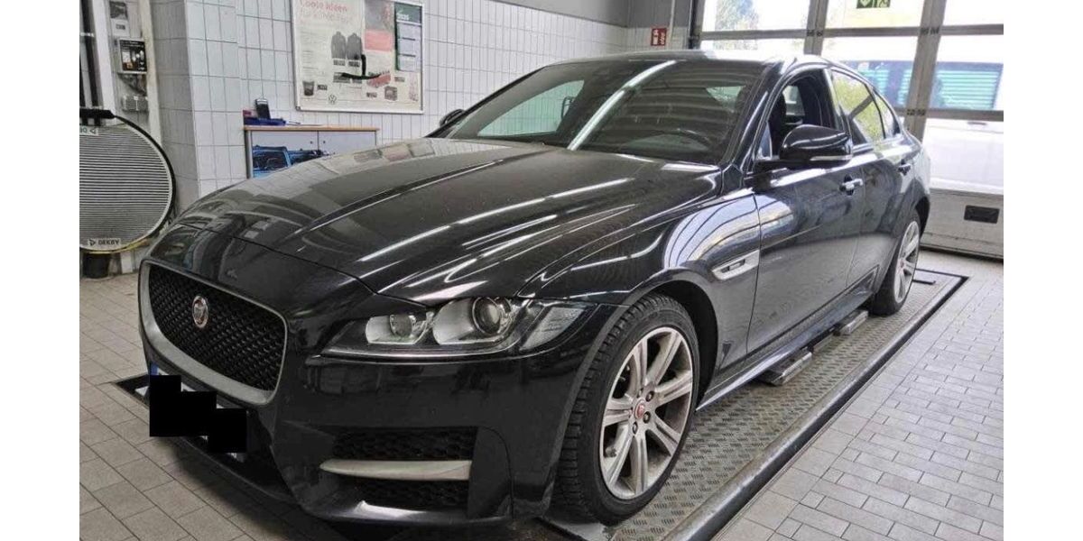 Jaguar XF 163.000 km 14.900 &euro; Hamburg 20537
