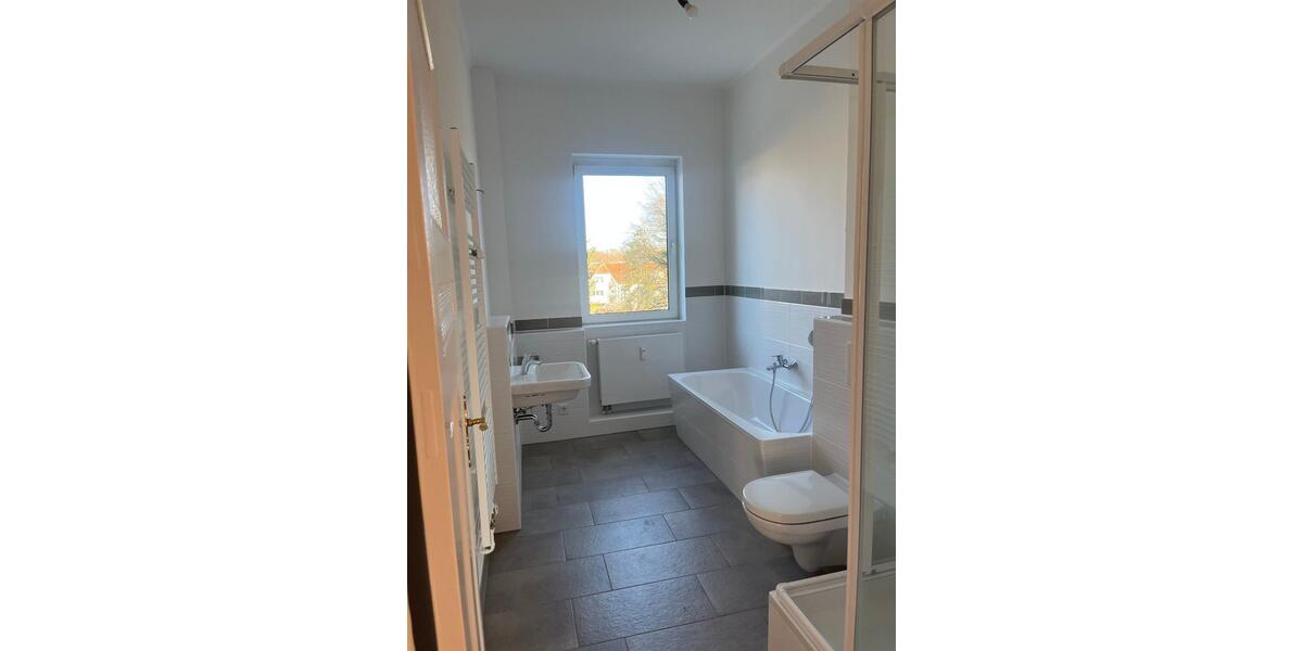 Etagenwohnung Bernau bei Berlin - 2 Zimmer, 70 m&sup2;, 985&euro; | Angebot:25354968