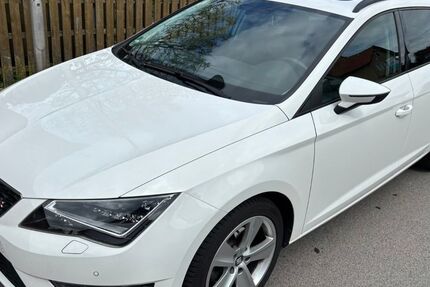 Seat Leon 144.000 km 11.200 &euro; Hessisch Oldendorf 31840