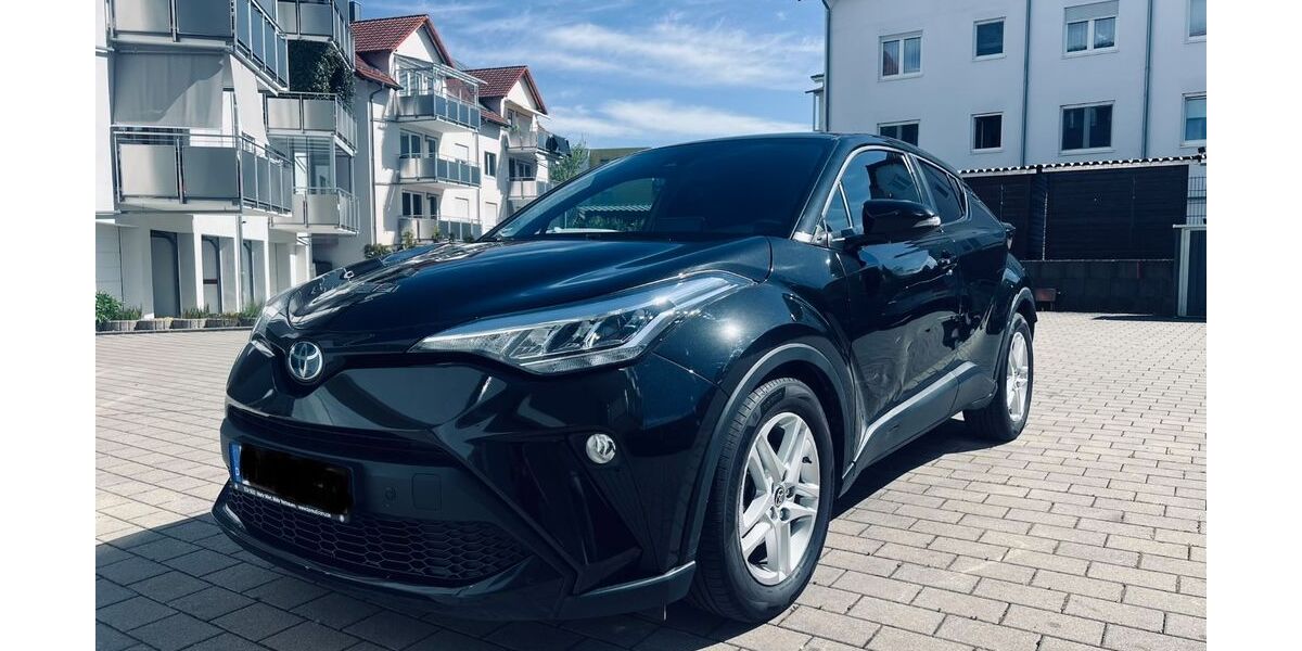 Toyota C-HR 142.400 km 14.800 &euro; Rain am Lech 86641