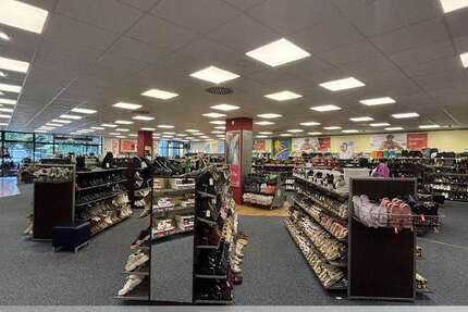 Einzelhandel in Brackenheim 440.000 € 409 m² zimmer