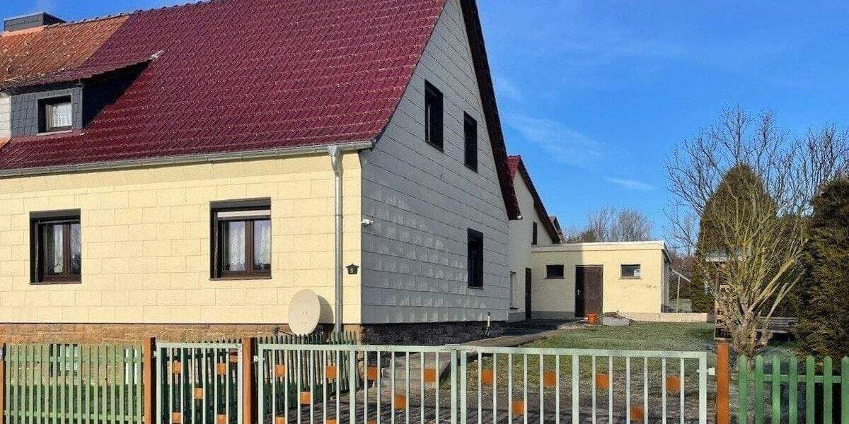 Doppelhaushälfte Droyßig - 4 Zimmer, 100 m&sup2;, 125.000&euro; | Angebot:25211806