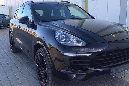 Porsche Cayenne 166.000 km 28.991 € Driedorf 35759