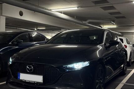 Mazda 3 46.000 km 19.800 € Düsseldorf 40239
