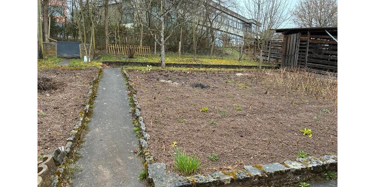 Einfamilienhaus Calw - 8 Zimmer, 126 m&sup2;, 485.000&euro; | Angebot:25606768