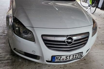 Opel Insignia 113.300 km 6.800 &euro; Gau-Algesheim 55435