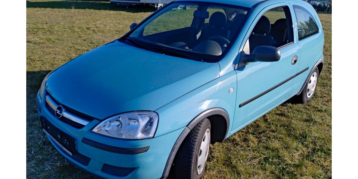 Opel Corsa 111.000 km 2.990 &euro; Brandenburg an der Havel 14772