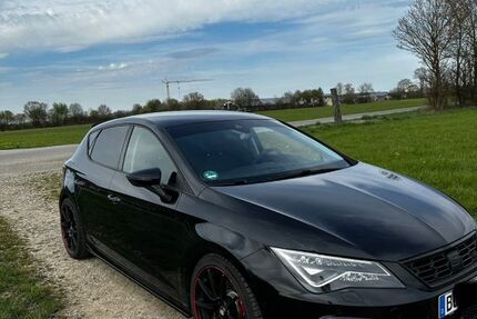 Seat Leon 149.900 km 12.700 &euro; Kirchdorf 88457