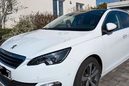 Peugeot 308 138.000 km 7.999 &euro; Chemnitz 09123