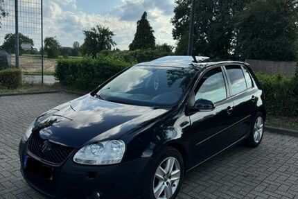 VW Golf 243.500 km 2.600 &euro; kehl 77694