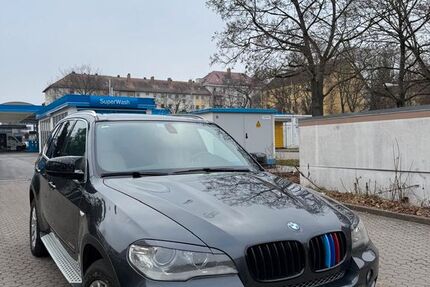 BMW X5 83.515 km 14.900 &euro; Nürnberg 90459