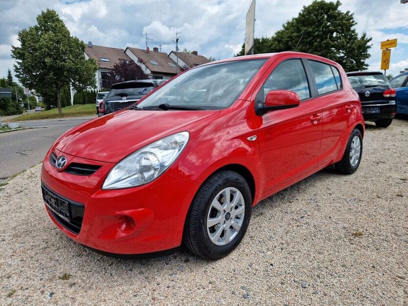 i20