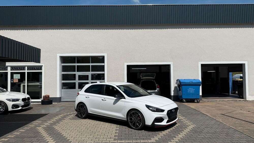 Hyundai i30 75.527 km 20.990 &euro; Zwickau 08056