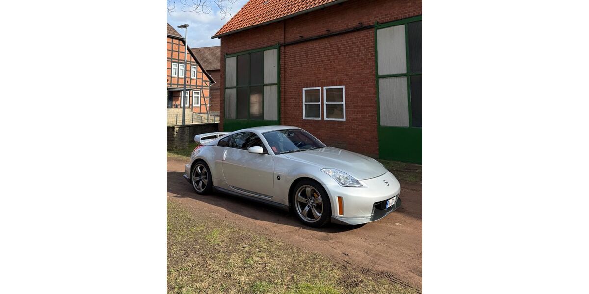 Nissan 350Z 125.500 km 31.000 &euro; Garbsen 30827