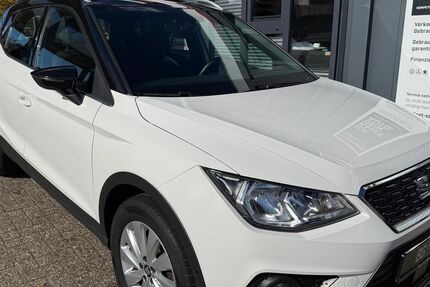 Seat Arona 38.190 km 17.290 € Apen 26689