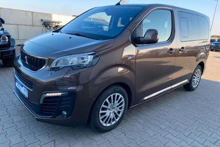 Peugeot Traveller