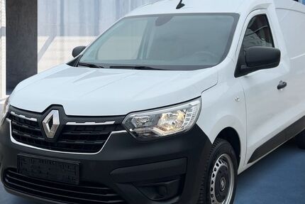 Renault Express 8.143 km 17.490 &euro; Hamburg 20537
