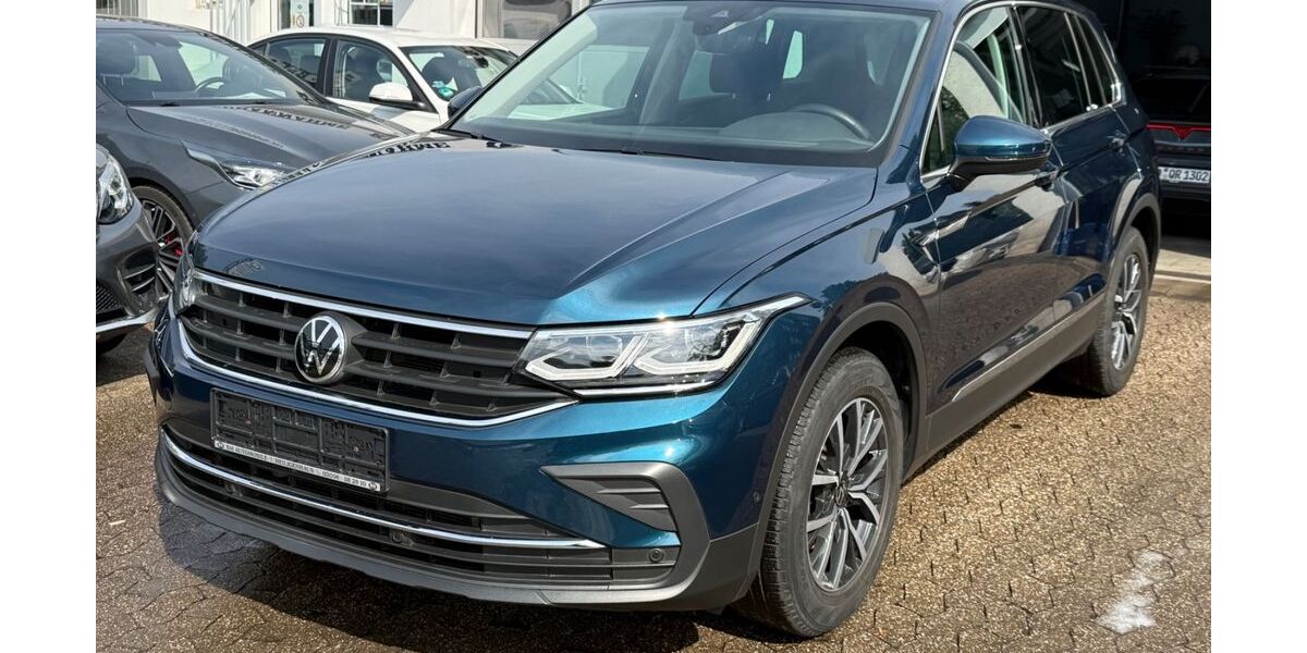 VW Tiguan 68.000 km 21.998 &euro; Heiligenhaus 42579