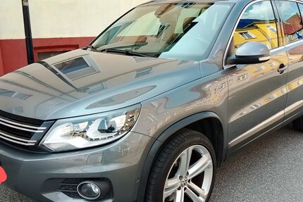 VW Tiguan 172.685 km 13.750 € Remplin 17139