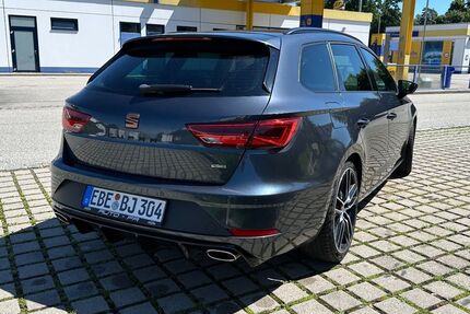 Seat Leon 106.000 km 22.200 € Ebersberg 85560