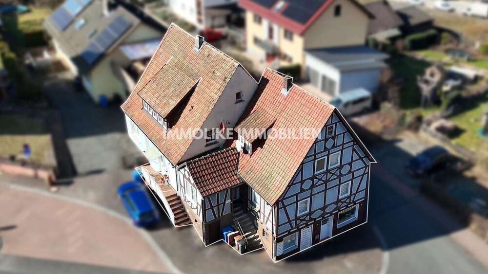 Einfamilienhaus Bad Brückenau - 8 Zimmer, 238 m&sup2;, 179.000&euro; | Angebot:25484207
