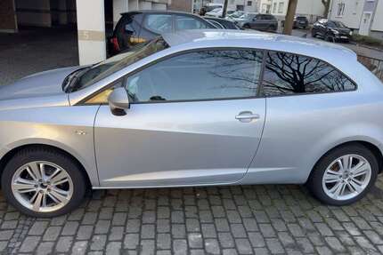 Seat Ibiza 78.000 km 5.500 &euro; Essen 45143