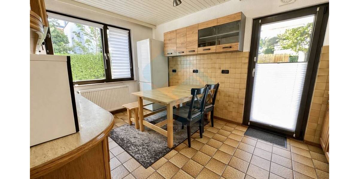 Doppelhaushälfte Butzbach - 7 Zimmer, 140 m&sup2;, 429.000&euro; | Angebot:26433959