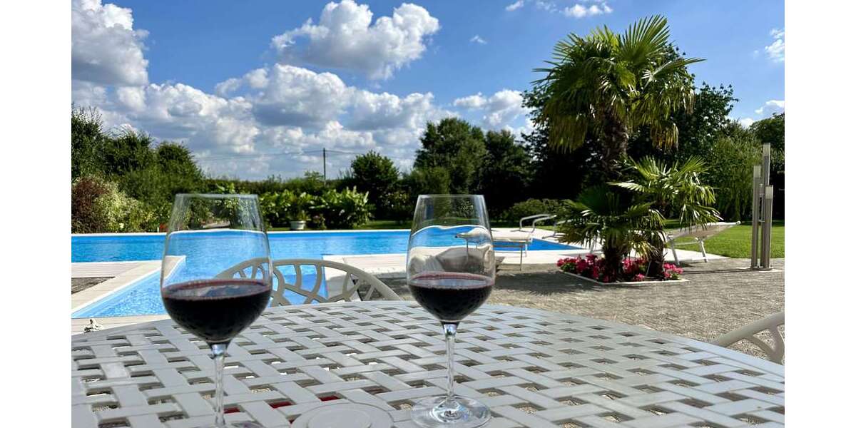 Haus zum Kaufen in Salzkotten 3.690.000 € 338 m² 10 zimmer