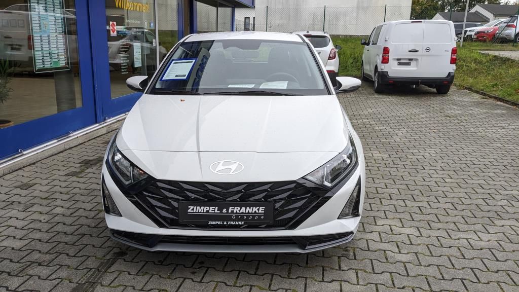 Hyundai i20 1.500 km 18.790 &euro; Schneeberg 08289