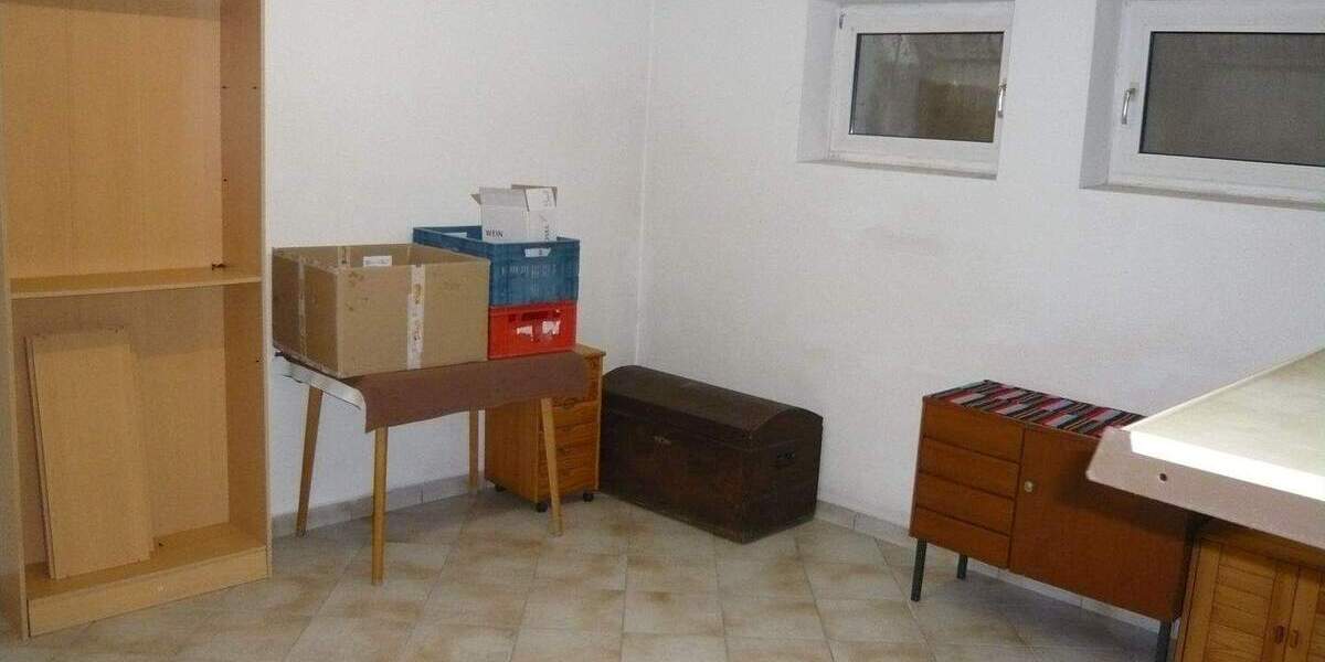 Einfamilienhaus Geroda Platz - 1 Zimmer, 223 m&sup2;, 425.000&euro; | Angebot:25697579