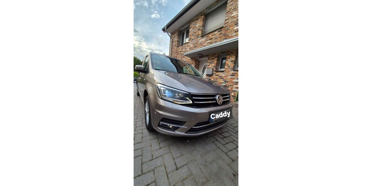 VW Caddy Maxi 99.000 km 25.900 &euro; Bünde 32257