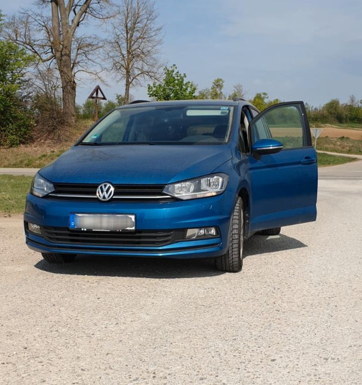 VW Touran 97.000 km 15.799 € Ingolstadt 85051