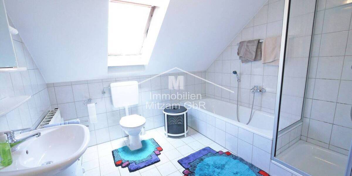 Mehrfamilienhaus, Wohnhaus Greding - 7 Zimmer, 229 m&sup2;, 300.000&euro; | Angebot:26487598