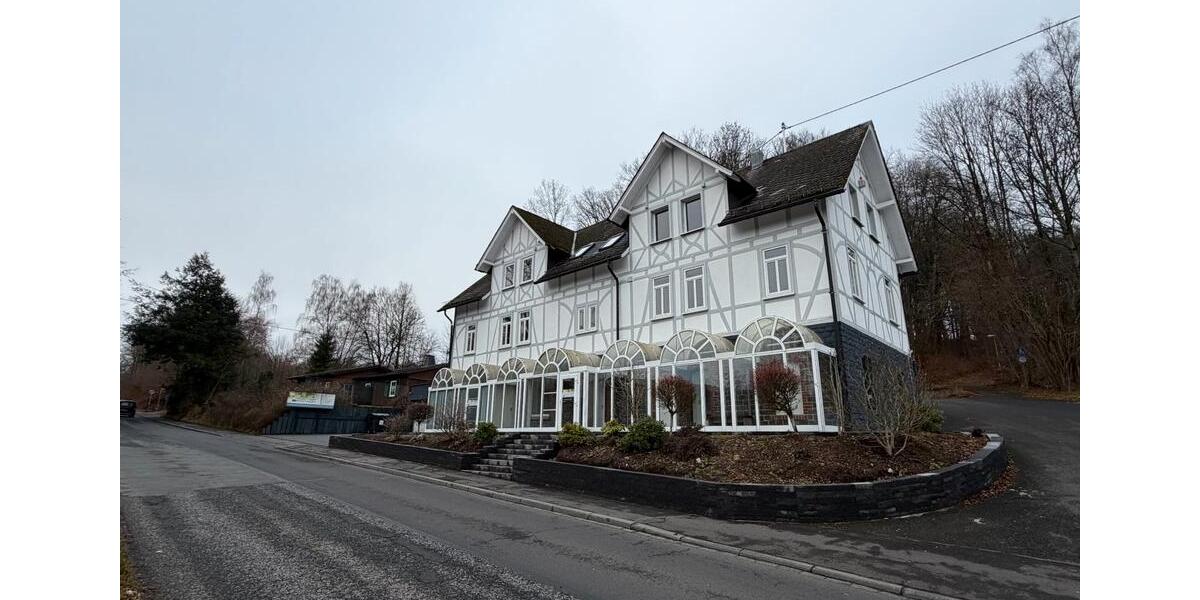 Mehrfamilienhaus, Wohnhaus Bad Marienberg (Westerwald) - 12 Zimmer, 607 m&sup2;, 1.200.000&euro; | Angebot:26182813