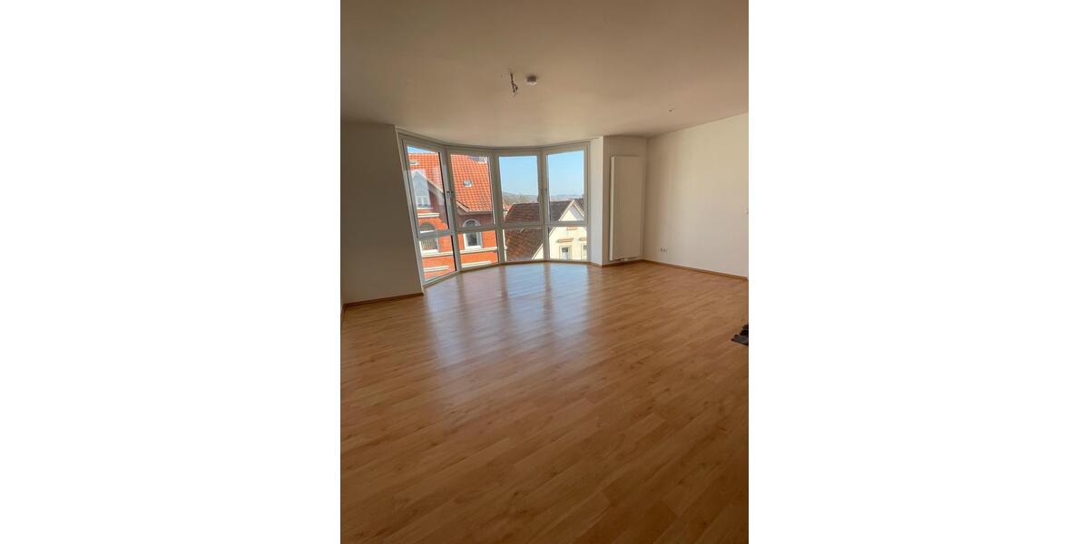 Etagenwohnung Blomberg - 3 Zimmer, 90 m&sup2;, 700&euro; | Angebot:26396526