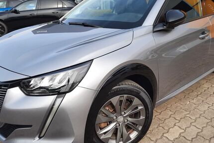 Peugeot 208 16.750 km 18.650 &euro; Werdau 08412