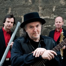 Gerhard Schöne - Im Trio mit Orgel & Sax: Ich öffne die Tür weit am Abend 24.04.2027 Martin-Luther-Kirche