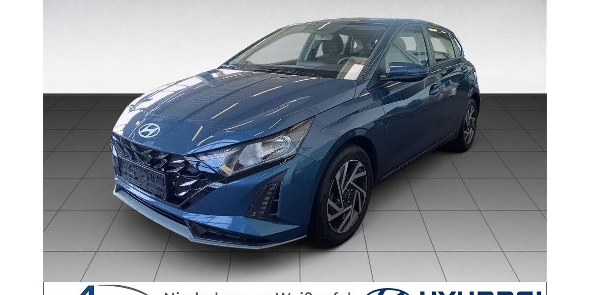 Hyundai i20 17.400 km 18.890 &euro; Weißenfels 06667