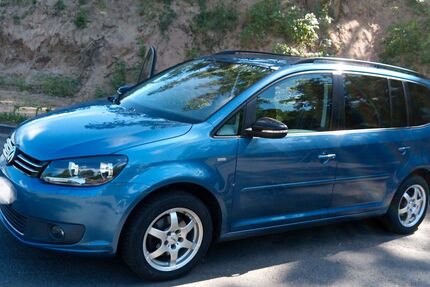 VW Touran 158.600 km 10.800 &euro; Lingenfeld 67360