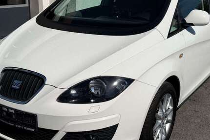 Seat Altea 107.800 km 6.890 &euro; Düsseldorf 40231