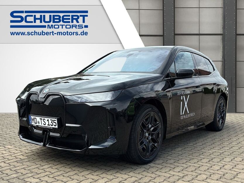 BMW iX 3.888 km 107.990 € Magdeburg 39108