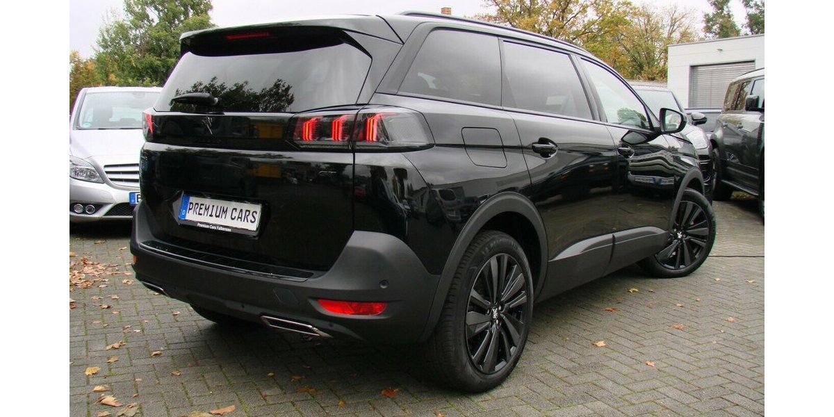 Peugeot 5008 1.2 PureTech 130, GT-Line Leder ACC Navi Pano 30.873 km 29.980 € Falkensee 14612