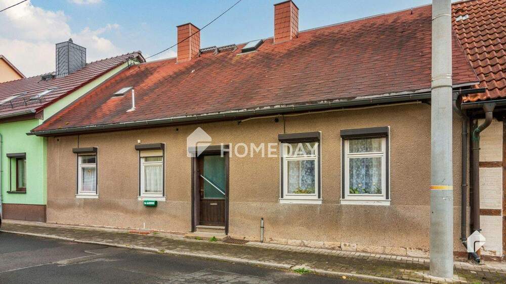 Rohdiamant in ruhiger Lage: Reihenhaus mit Potenzial zur individuellen Gestaltung 4 zimmer