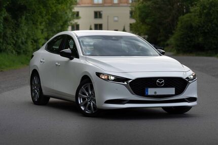 Mazda 3 50.400 km 18.500 &euro; Markkleeberg 04416