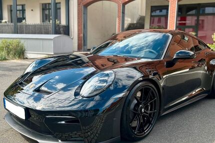 Porsche 992 2.500 km 219.900 &euro; Mühlenbach 77796