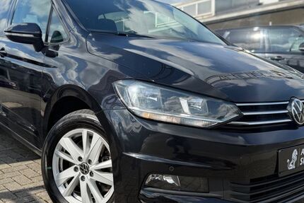 VW Touran 38.190 km 24.499 &euro; Lohmar 53797