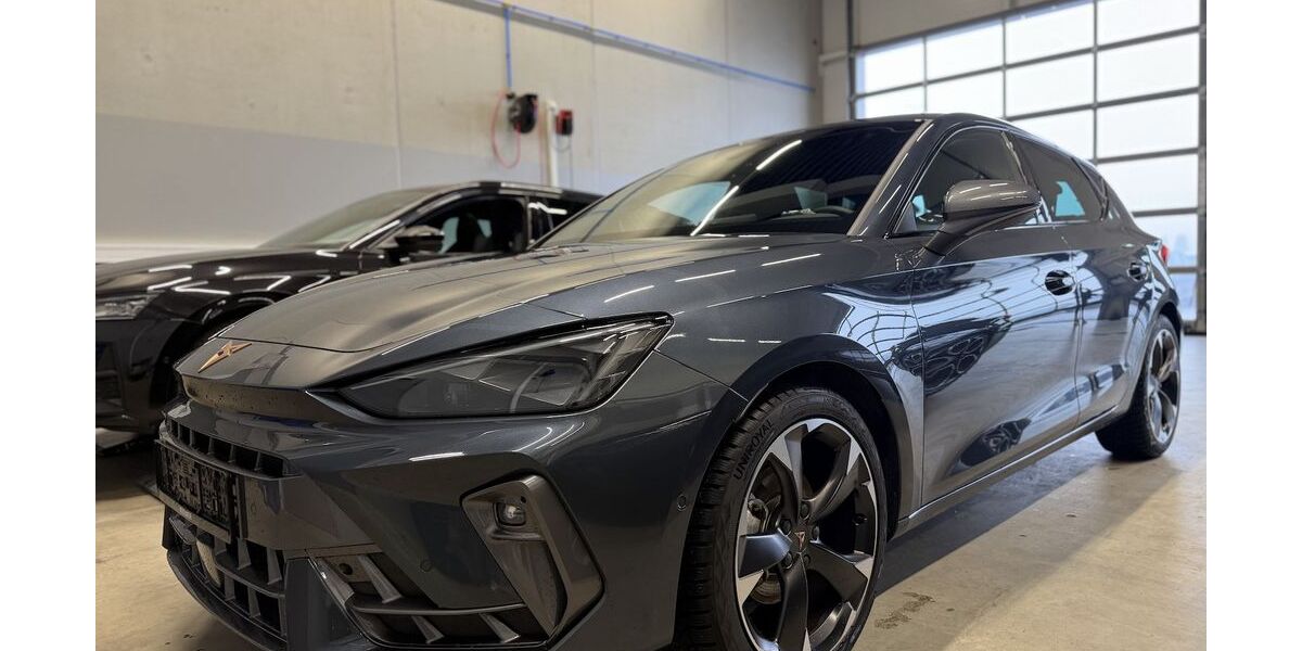 Cupra Leon 17.011 km 27.900 &euro; Memmingen 87700