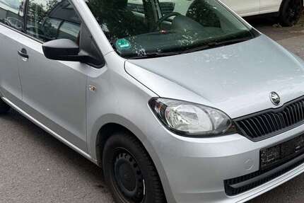 Skoda Citigo 103.000 km 3.900 &euro; Wiesbaden-Amöneburg 65203