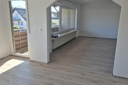 Wohnung Extertal - 3.5 Zimmer, 100 m&sup2;, 950&euro; | Angebot:26286764